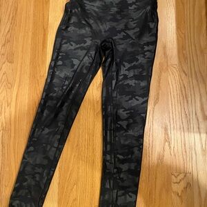 SPANX Black Camouflage Leggings